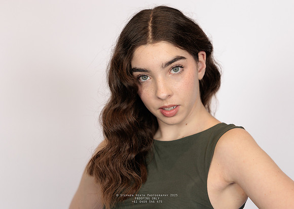 headshots 250807 kristen-164-(PROOF ONLY)
