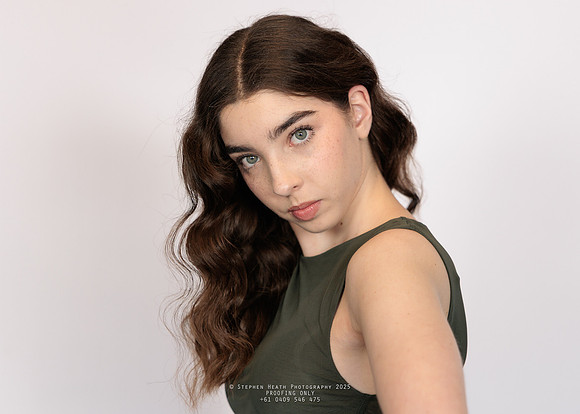 headshots 250807 kristen-154-(PROOF ONLY)