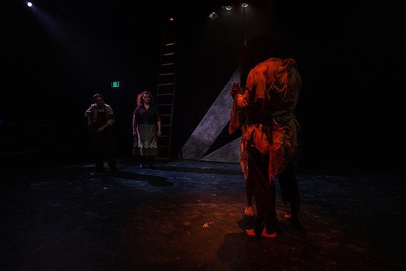 waapa 221109 fatlon 325-(PROOF ONLY)