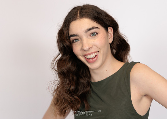 headshots 250807 kristen-176-(PROOF ONLY)