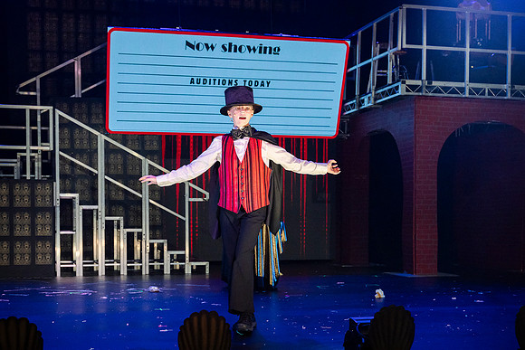 nc 250402 bugsy malone 369-(PRINT ONLY)