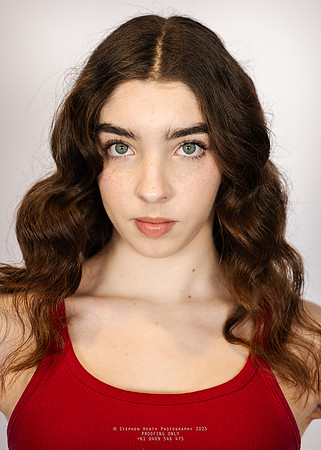 headshots 250807 kristen-84-(PROOF ONLY)