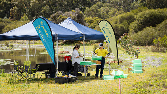 peet 250919 brabham tree planting 27-(PRINT ONLY)