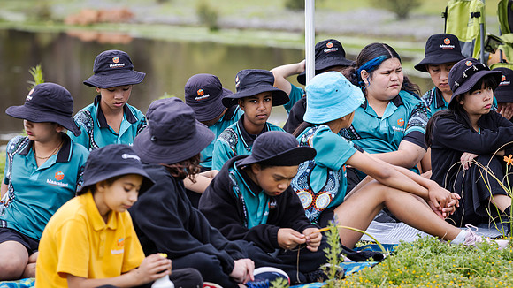 peet 250919 brabham tree planting 60-(PRINT ONLY)