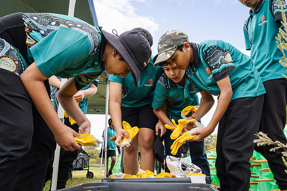 peet 250919 brabham tree planting 92-(PRINT ONLY)