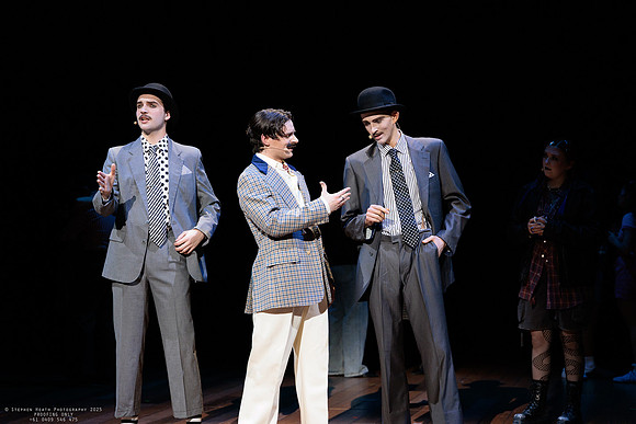 waapa 251105 tivoli lovely 317-(PROOF ONLY)