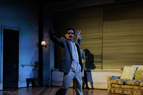 waapa 251105 tivoli lovely 371-(PROOF ONLY)