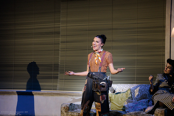 waapa 251105 tivoli lovely 409-(PROOF ONLY)