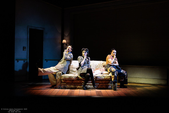 waapa 251105 tivoli lovely 433-(PROOF ONLY)