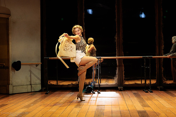 waapa 251105 tivoli lovely 470-(PROOF ONLY)