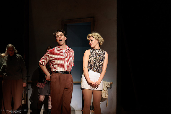 waapa 251105 tivoli lovely 491-(PROOF ONLY)