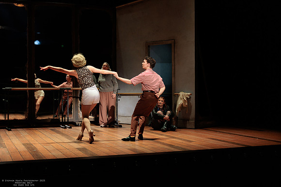 waapa 251105 tivoli lovely 497-(PROOF ONLY)