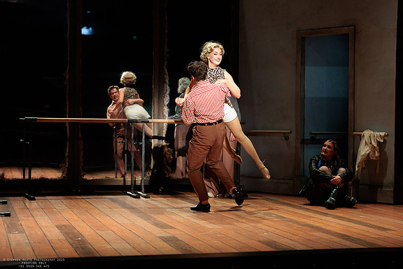 waapa 251105 tivoli lovely 499-(PROOF ONLY)