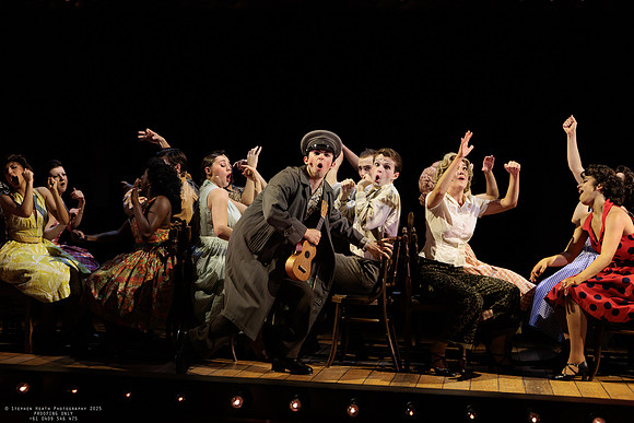 waapa 251105 tivoli lovely 554-(PROOF ONLY)