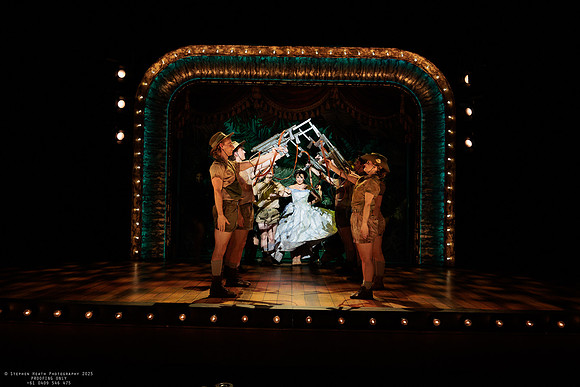 waapa 251105 tivoli lovely 794-(PROOF ONLY)