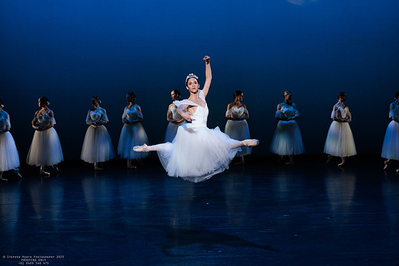 waapa 251112 verge 130-(PROOF ONLY)