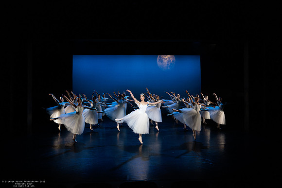 waapa 251112 verge 145-(PROOF ONLY)