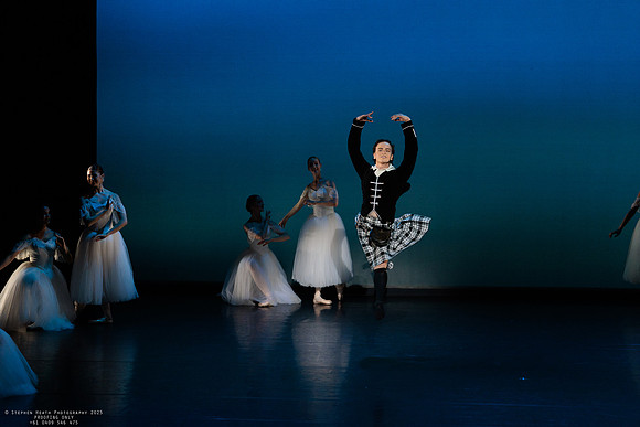 waapa 251112 verge 157-(PROOF ONLY)