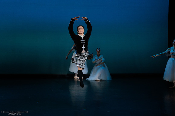 waapa 251112 verge 161-(PROOF ONLY)