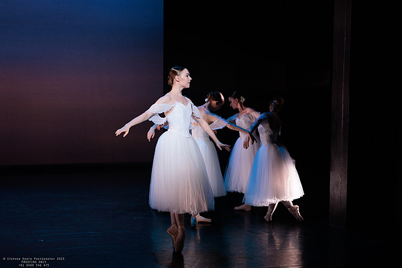 waapa 251112 verge 172-(PROOF ONLY)