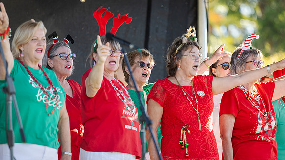 toc 251207 carols by the lake 146-(WEB ONLY)
