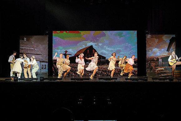 zp 251211 wizard of oz 31-(PRINT ONLY)