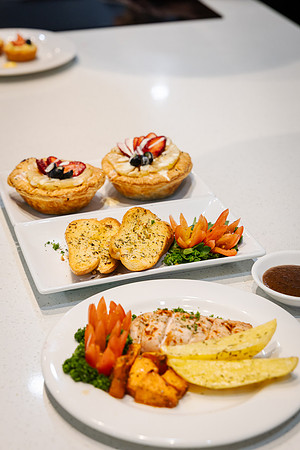 scc 251204 christmas cook off 230-(WEB ONLY)