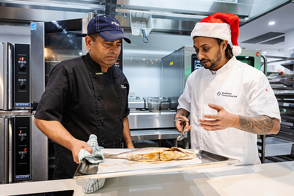 scc 251204 christmas cook off 341-(WEB ONLY)