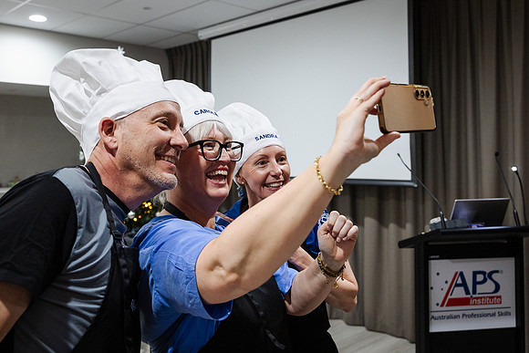 scc 251204 christmas cook off 409-(WEB ONLY)