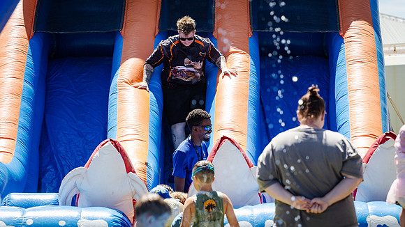 sat 260111 clementine splashdown 31-(WEB ONLY)