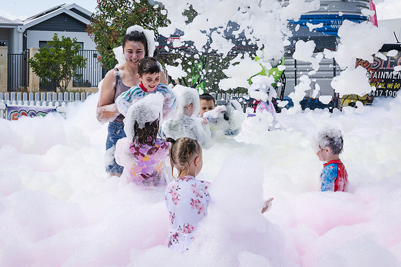 sat 260122 florence foam frenzy 175-(WEB ONLY)