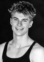 headshots 260204 owen-181-(PRINT ONLY)-2