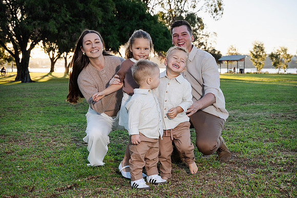 fam 250419 dawyer 40-(WEB ONLY)