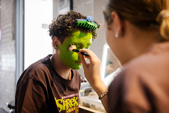 tpa 260329 shrek costume & headshots 97-(PRINT ONLY)