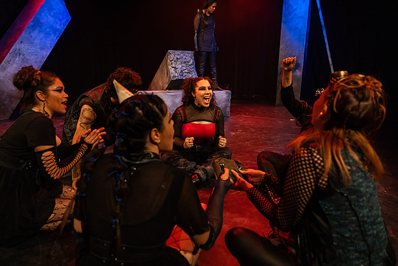 waapa 221109 fatlon 229-(PROOF ONLY)
