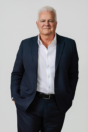 headshots 260529 john coleman 29-(PRINT ONLY)