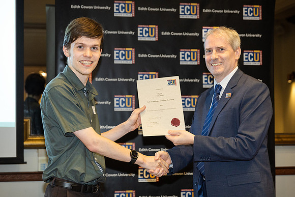 ecu 230303 sos prize awards 25-(WEB ONLY)