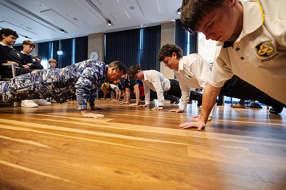 raafa 260811 adf careers 320-(PRINT ONLY)