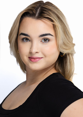 Sian Bussanich-(WEB ONLY)