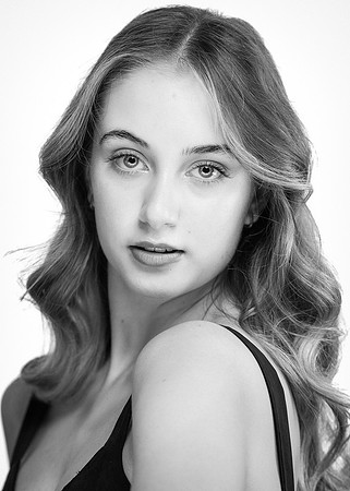 Ainslee Gardiner-(WEB ONLY)-2