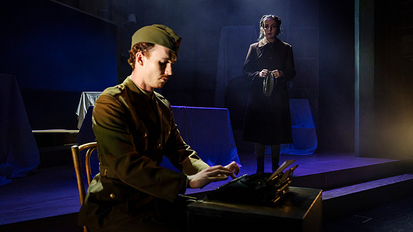 waapa 260909 three winters 7-(PRINT ONLY)