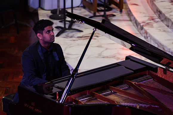 pc-aquinas 260912 concerto 123-(WEB ONLY)
