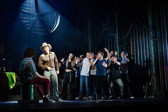 waapa 2306 footloose 670-(PROOF ONLY)