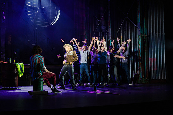 waapa 2306 footloose 685-(PROOF ONLY)