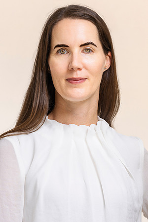 ria 230510 headshots-93-(PRINT ONLY)