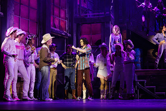 waapa 2306 footloose 563-(PROOF ONLY)
