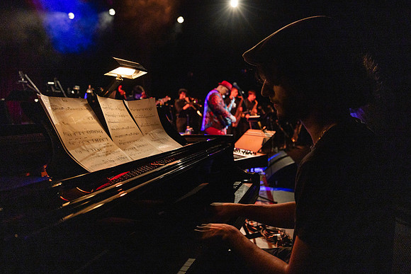 waapa 230505 jitt frank gamble 88-(PRINT ONLY)