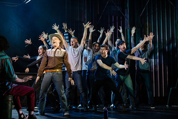 waapa 2306 footloose 676-(PROOF ONLY)