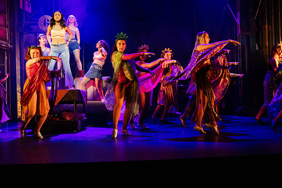 waapa 2306 footloose 332-(PROOF ONLY)