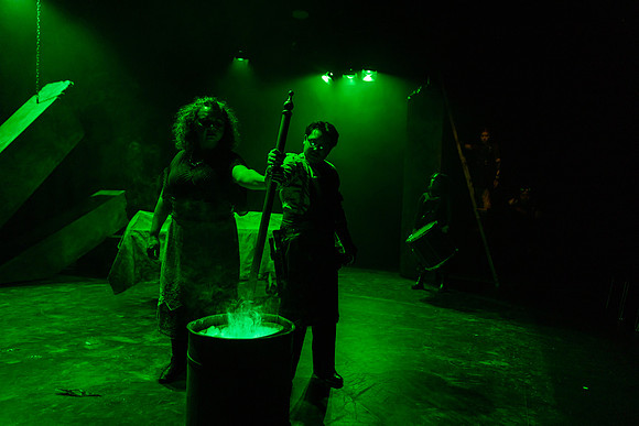 waapa 221109 fatlon 312-(PROOF ONLY)